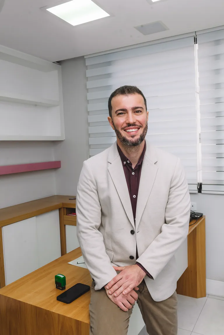 Dr. Tiago Gouvea Rodrigues